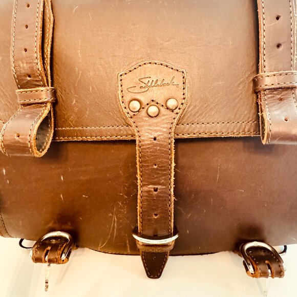 Saddleback Men’s Classic Briefcase Messenger Bag – Dark Brown Leather - Picture 2 of 2